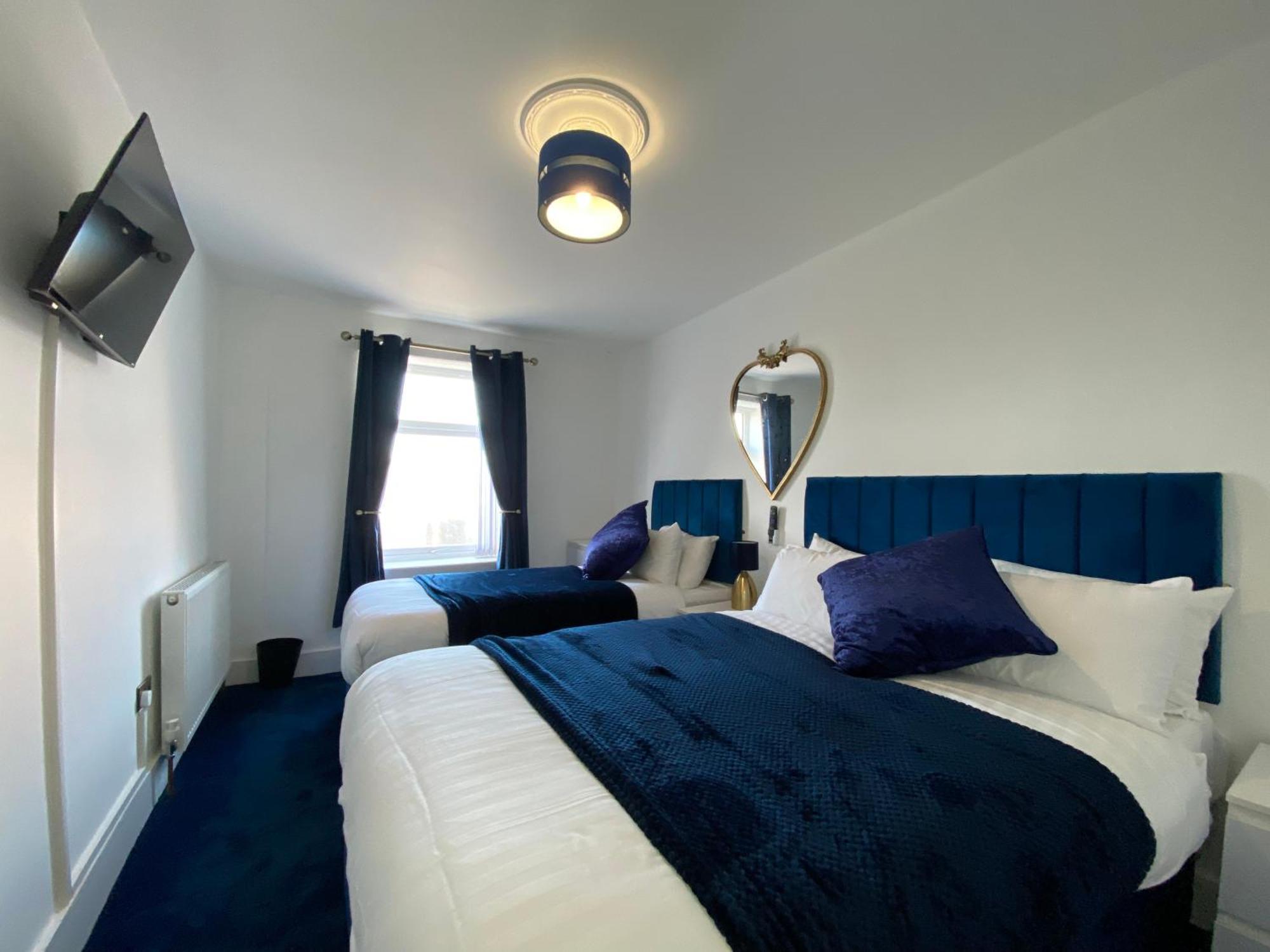 Aquarius Apartment - Sea View - Sleeps Seven Blackpool Eksteriør billede